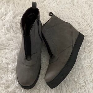 Secret celebrity gray hidden wedge ankle boots